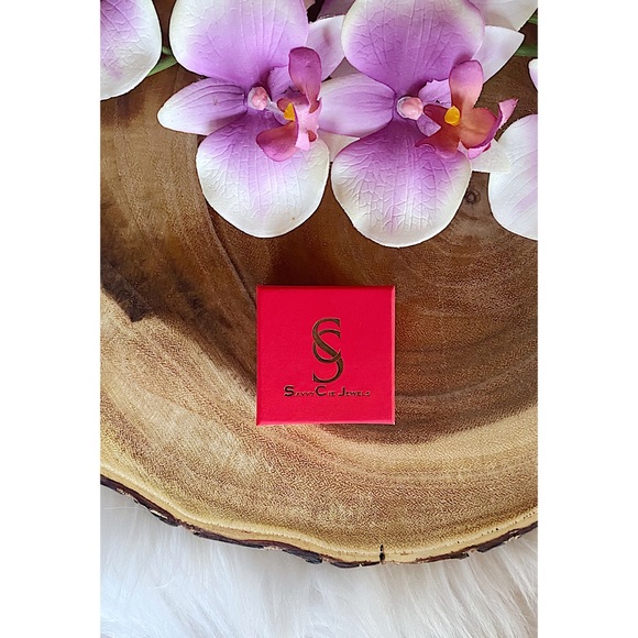 NWT Savvy Cie Sterling Silver Garnet Stud Earrings - Picture 4 of 9